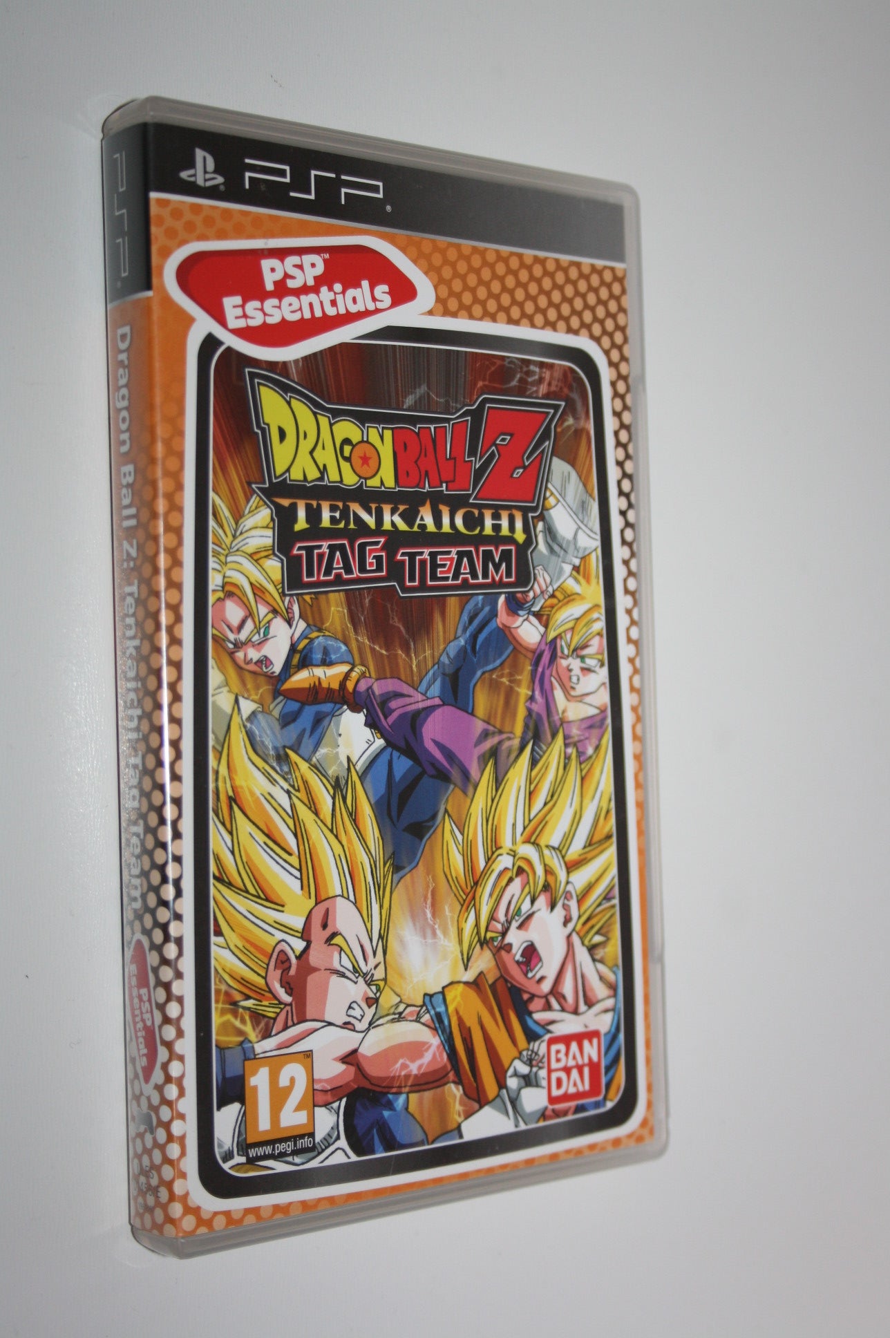 Dragon Ball Z: Tenkaichi Tag Team [PSP Essentials]